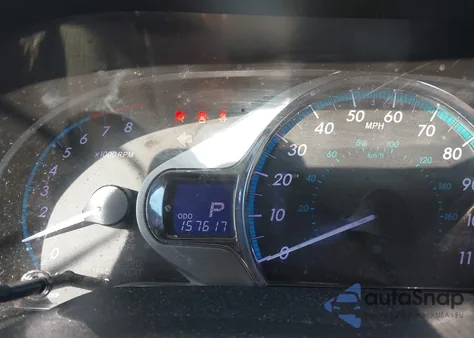 2014 Toyota Sienna Xle V6 8 Passenger z USA, uszkodzony, nr VIN 5TDYK3DC3ES438504